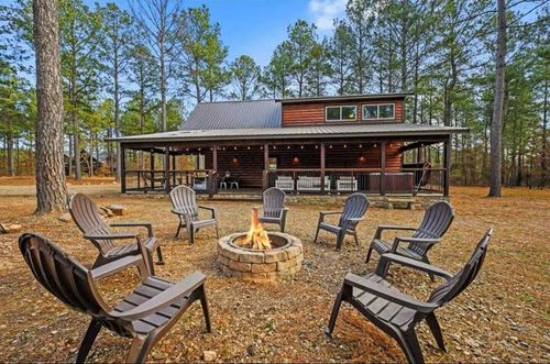 76 Bent Oak Trl, Broken Bow, OK, 74728-9054 | Card Image