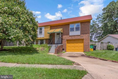 1700 Anna Ct, HYATTSVILLE, MD, 20782-1541 | Card Image