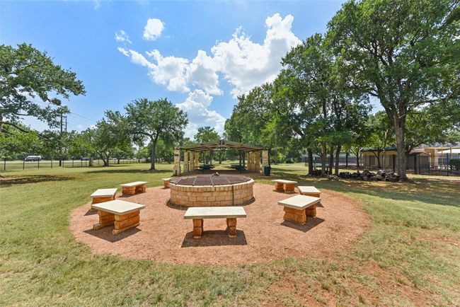 HOA offers gazebo and an outdoor fire pit | Image 38