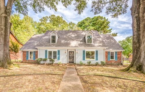 8876 Eatonwick Dr, Cordova, TN, 38016-4650 | Card Image
