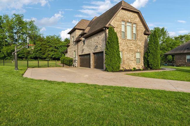 2008 Lynnhaven Ct, House other with 4 bedrooms, 4 bathrooms and 3 parking in Mount Juliet TN | Image 6