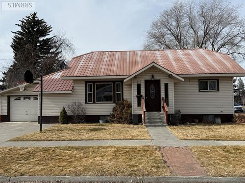 247 N 3rd E, Saint Anthony, ID, 83445-1522 | Card Image