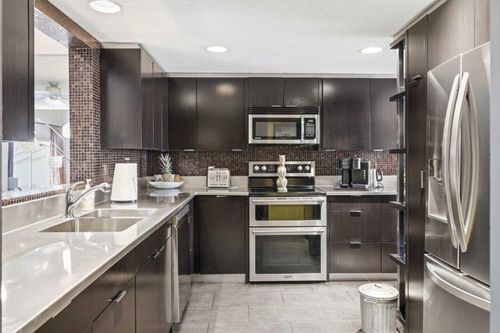 53-5810 Patina Dr Sw, Calgary, AB, T3H2Y6 | Card Image