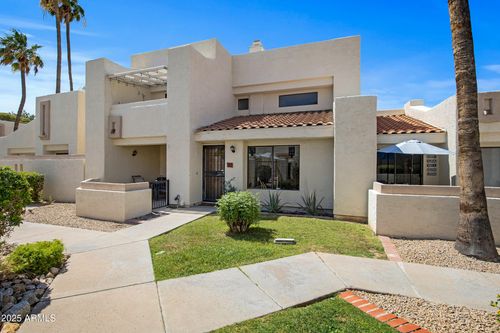 848 E Morningside Dr, Phoenix, AZ, 85022-1135 | Card Image