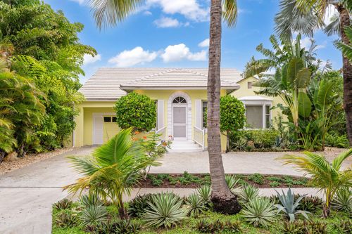 353 Seaspray Ave, Palm Beach, FL, 33480-4230 | Card Image