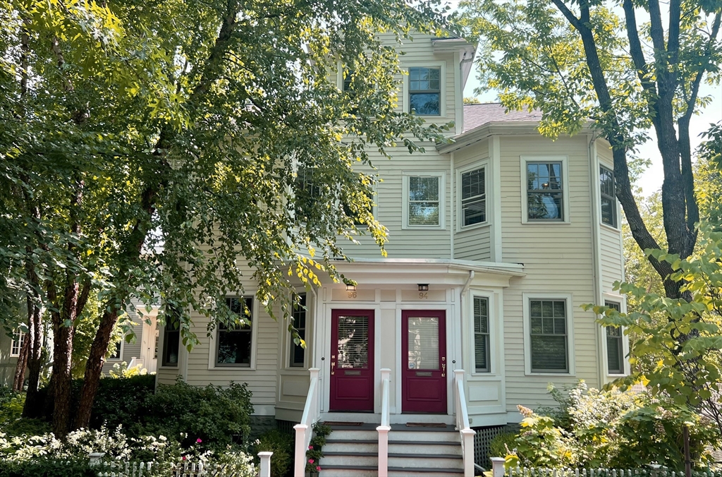 Trowbridge St, Cambridge, MA 02138