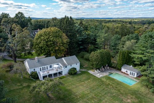 109 Church Hill Rd, Washington Depot, CT, 06794-1407 | Card Image