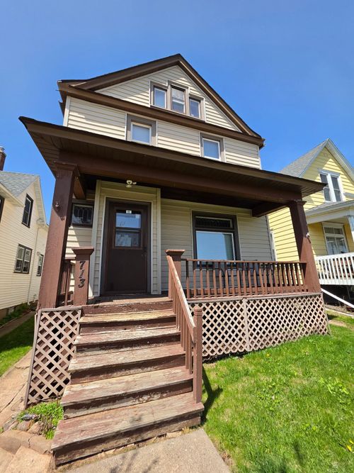 713 E 7th Street, Duluth, MN, 55805 | Card Image