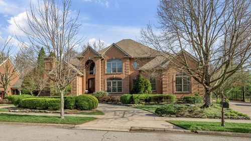 3645 Barrow Wood Ln, Lexington, KY, 40502-6107 | Card Image