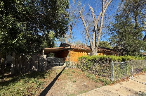 1033 Saldana St, San Antonio, TX, 78225-1554 | Card Image