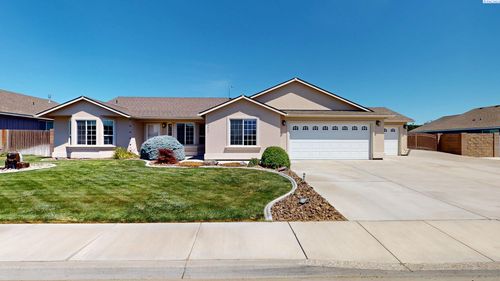 5407 Jefferson Dr, Pasco, WA, 99301-9749 | Card Image