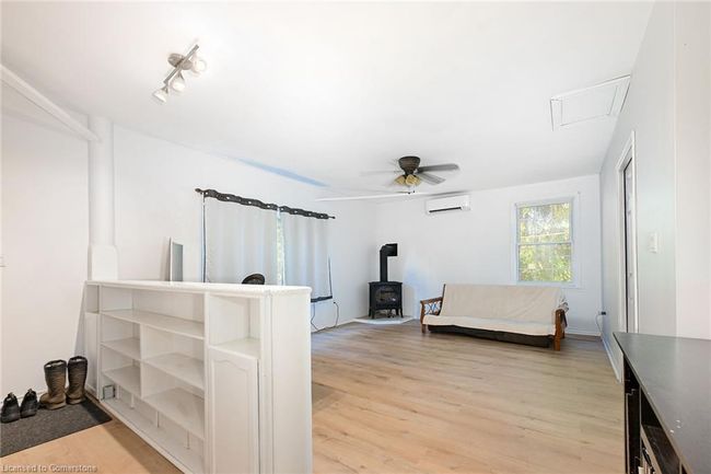 1396 Progreston Rd, Home with 5 bedrooms, 3 bathrooms and 20 parking in Carlisle ON | Image 33
