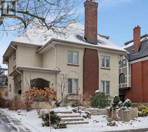 {{alt}} | Card Image