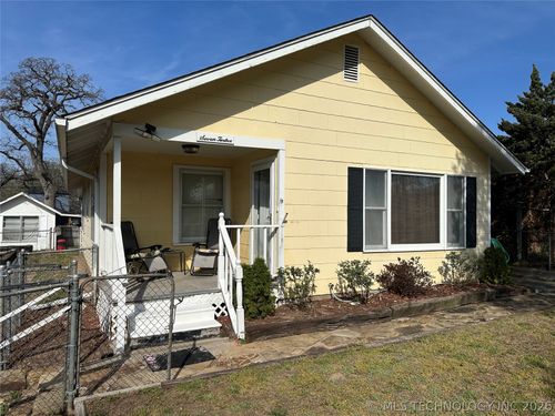 712 N Wilson Ave, Sand Springs, OK, 74063-6836 | Card Image