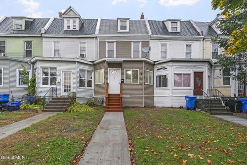 3 Manning Sq, Albany, NY, 12206-1928 | Card Image