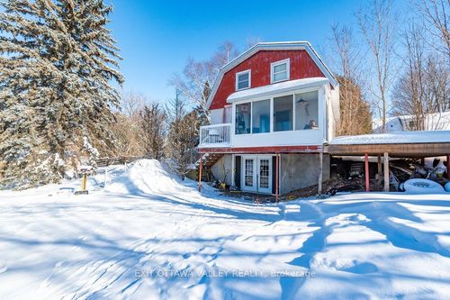 504 Estelle St, Pembroke, ON, K8A3G8 | Card Image