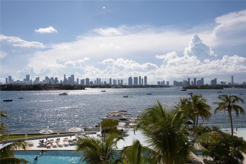 apt-404-1200 West Ave, Miami Beach, FL, 33139-4312 | Card Image