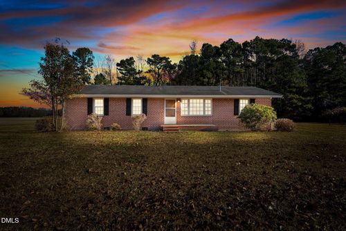 526 Maccripine Rd, Pinetops, NC, 27864-9818 | Card Image