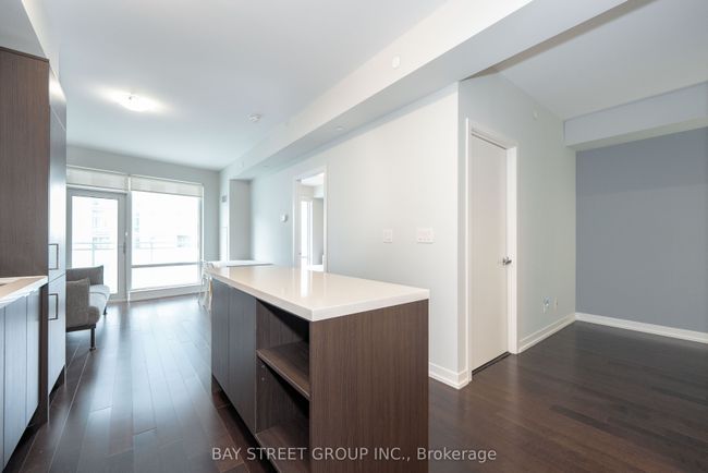 3212 - 21 Widmer St, Condo with 2 bedrooms, 1 bathrooms and null parking in Toronto ON | Image 14