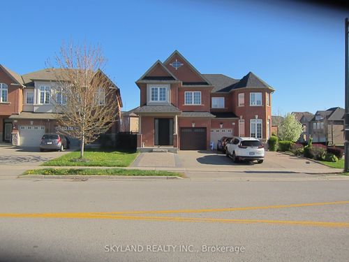 72 Autumn Hill Blvd, Thornhill, ON, L4J8Z1 | Card Image