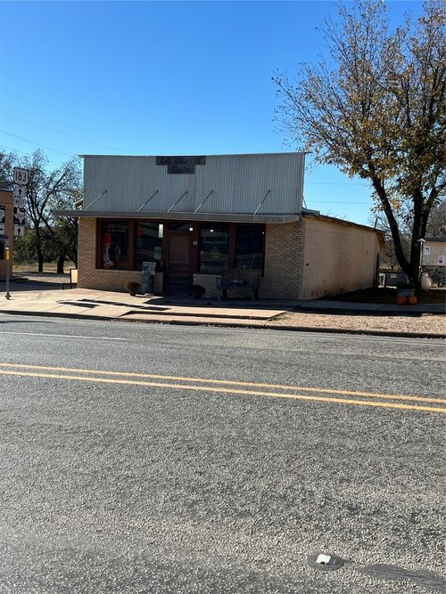 101 N Us Highway 183, Woodson, TX, 76491-2251 | Card Image