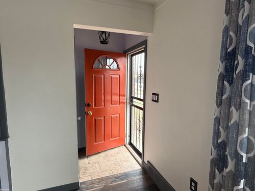 21508 Lanse St, Saint Clair Shores, MI, 48081-1231 | Card Image