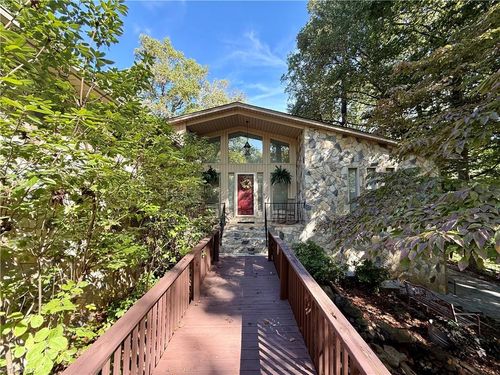 7352 Oak Bucket Rd, Thomasville, NC, 27360-9303 | Card Image