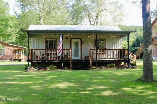 105 Lakeshore View Dr, Kingston, TN, 37763-6822 | Card Image