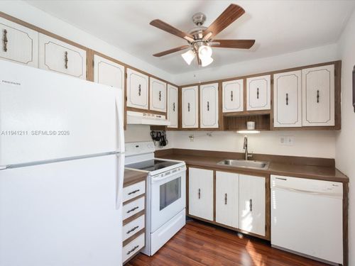 414-414 Capri I, Delray Beach, FL, 33484-5145 | Card Image