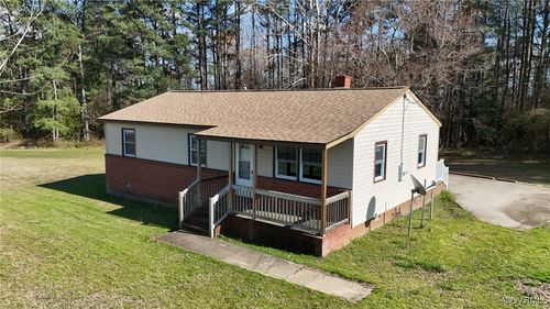2502 Dry Bread Rd, Emporia, VA, 23847-5709 | Card Image