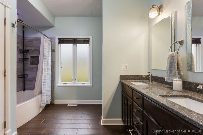 5834 E Bear Creek Rd, Home with 4 bedrooms, 3 bathrooms and null parking in Pekin IN | Image 40