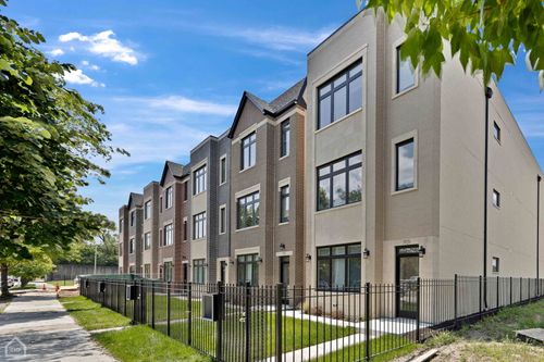 34-3920-34 S Calumet Ave, Chicago, IL, 60653-1710 | Card Image