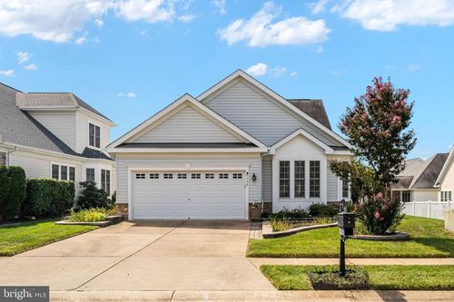 5706 W Kesslers Xing, FREDERICKSBURG, VA, 22407-9368 | Card Image