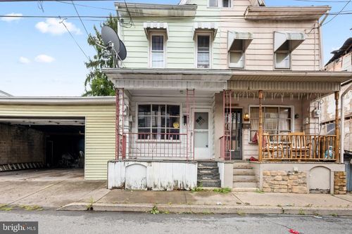 122 S Pearl St, SHAMOKIN, PA, 17872-6016 | Card Image