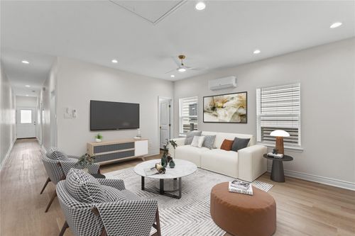 3513 Avenue N, Galveston, TX, 77550-6728 | Card Image