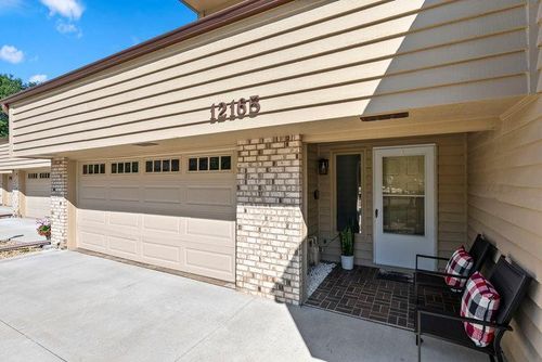 12165 Cottonwood St Nw, COON RAPIDS, MN, 55448-2478 | Card Image