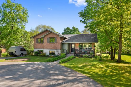 864 Centre St, Braeside, ON, K0A1G0 | Card Image