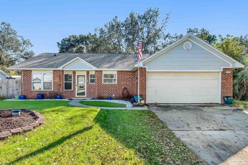 8147 Country Bay Blvd, Navarre, FL, 32566-7978 | Card Image