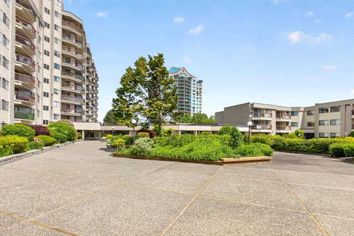 705-31955 Old Yale Rd, Abbotsford, BC, V2T4N1 | Card Image