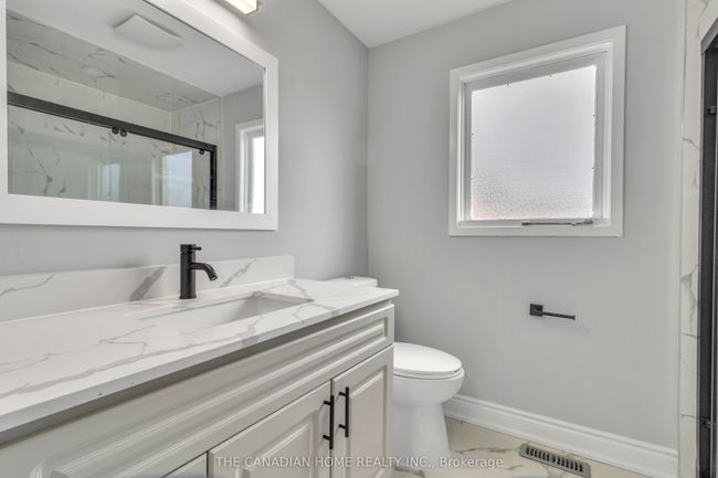 6596 Harmony Ave, House attached with 4 bedrooms, 2 bathrooms and 3 parking in Niagara Falls ON | Image 37