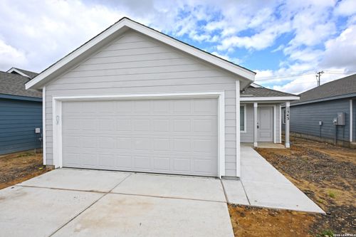 1543 Silver Crk, New Braunfels, TX, 78130-0676 | Card Image