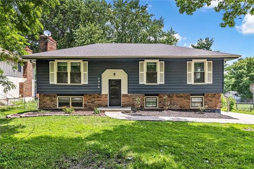 7314 Nw 77th Ter, Kansas City, MO, 64152-2107 | Card Image