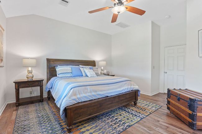 30112 Twin Creek Dr, House other with 3 bedrooms, 2 bathrooms and 6 parking in Georgetown TX | Image 11