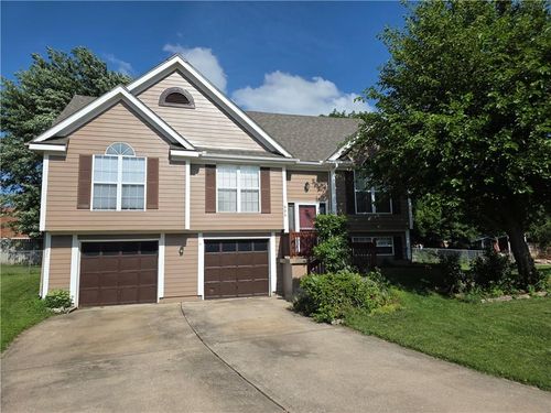 906 Rome Ct, Belton, MO, 64012-4730 | Card Image