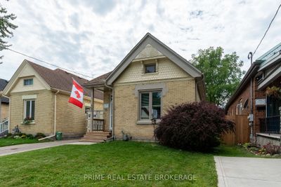 463 Dorinda St, House other with 2 bedrooms, 1 bathrooms and 4 parking in London ON | Image 1