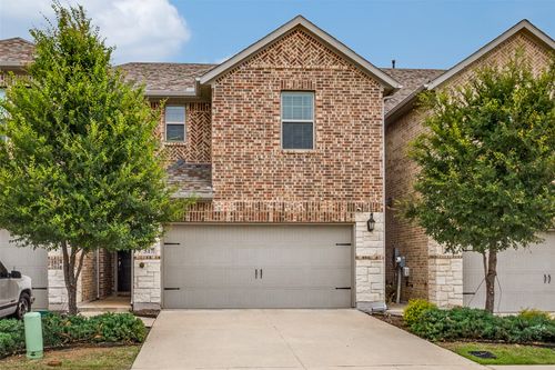 517 Hutchinson Ln, Lewisville, TX, 75077-3391 | Card Image