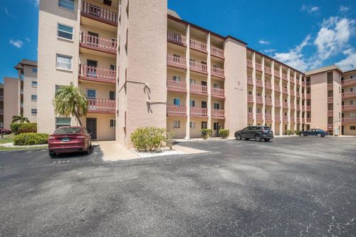 108-4015 Lake Bayshore Dr, BRADENTON, FL, 34205-9173 | Card Image