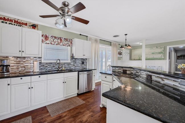 603 Kiowa Dr W, House other with 3 bedrooms, 2 bathrooms and null parking in Lake Kiowa TX | Image 7