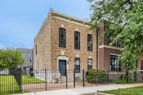 2335 W Maypole Ave, Chicago, IL, 60612-2213 | Card Image
