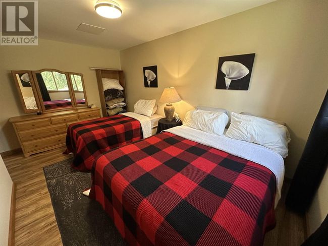 8396 Rainbow Country Road, House other with 3 bedrooms, 3 bathrooms and null parking in Bridge Lake BC | Image 30